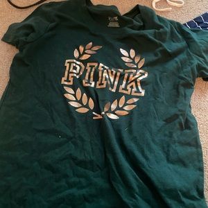 Green pink tshirt small